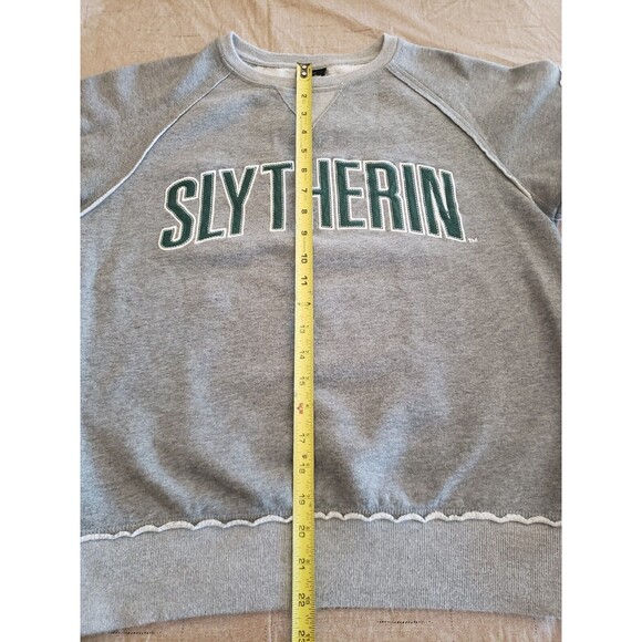 Wizarding World of Harry Potter Womens Small Gray Slytherin Sweatshirt Universal - Picture 14 of 16